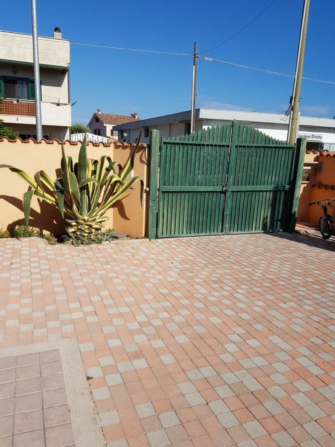 I Villini Affittacamere Fiumicino Exteriör bild